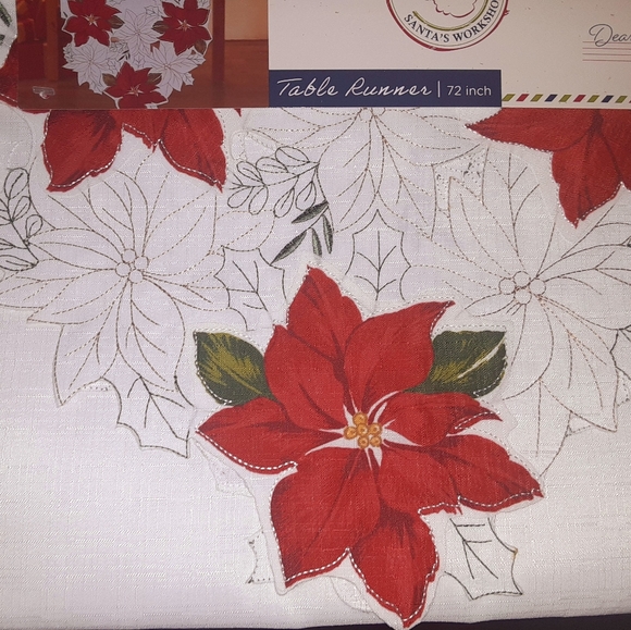 Santa's Workshop Poinsettia Cutout Christmas Table Runner Bundle - Picture 3 of 6